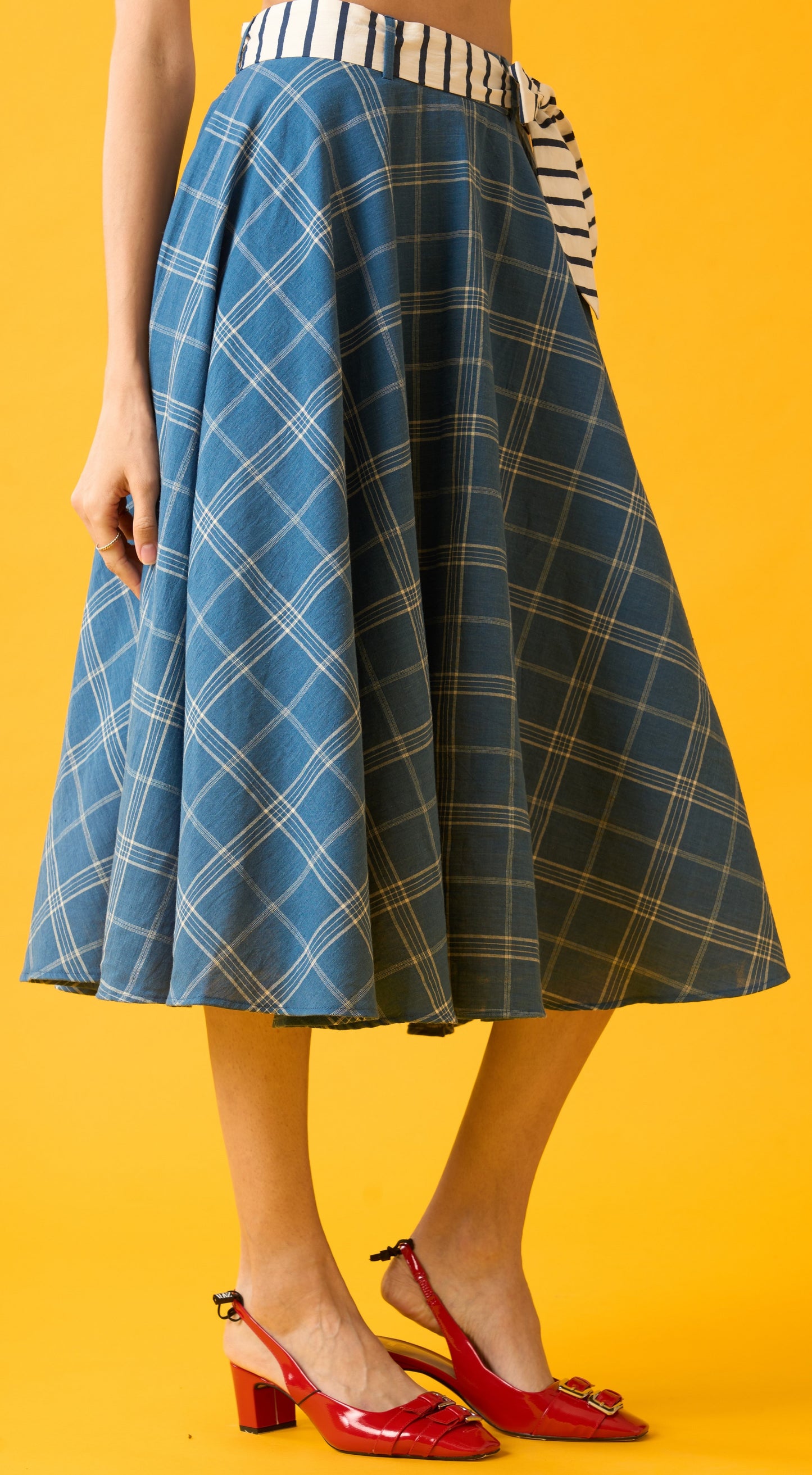 Cotton Midi Skirt In Blue And White Checks